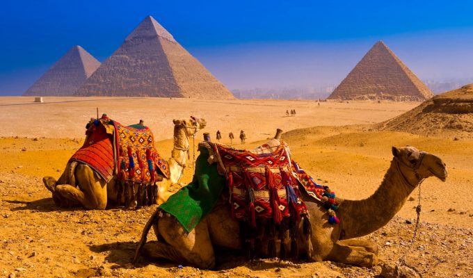 Grecia_Viajes_egipto_viajes_camellos