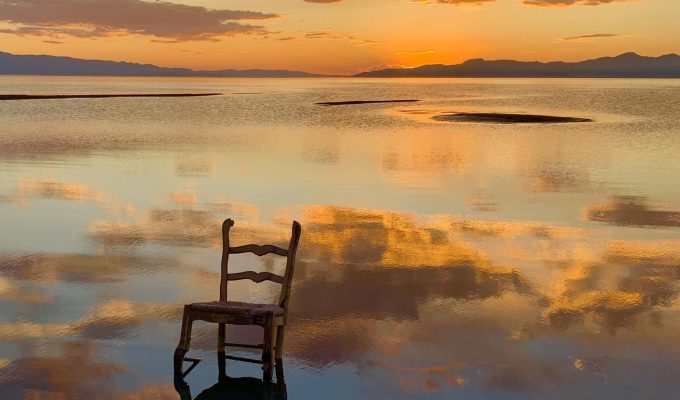 Grecia_viajes_salt-lake-chair